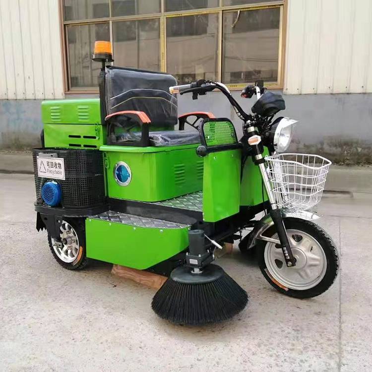 物業(yè)小區(qū)與大型環(huán)衛(wèi)的理想助手 一鳴電動掃路車